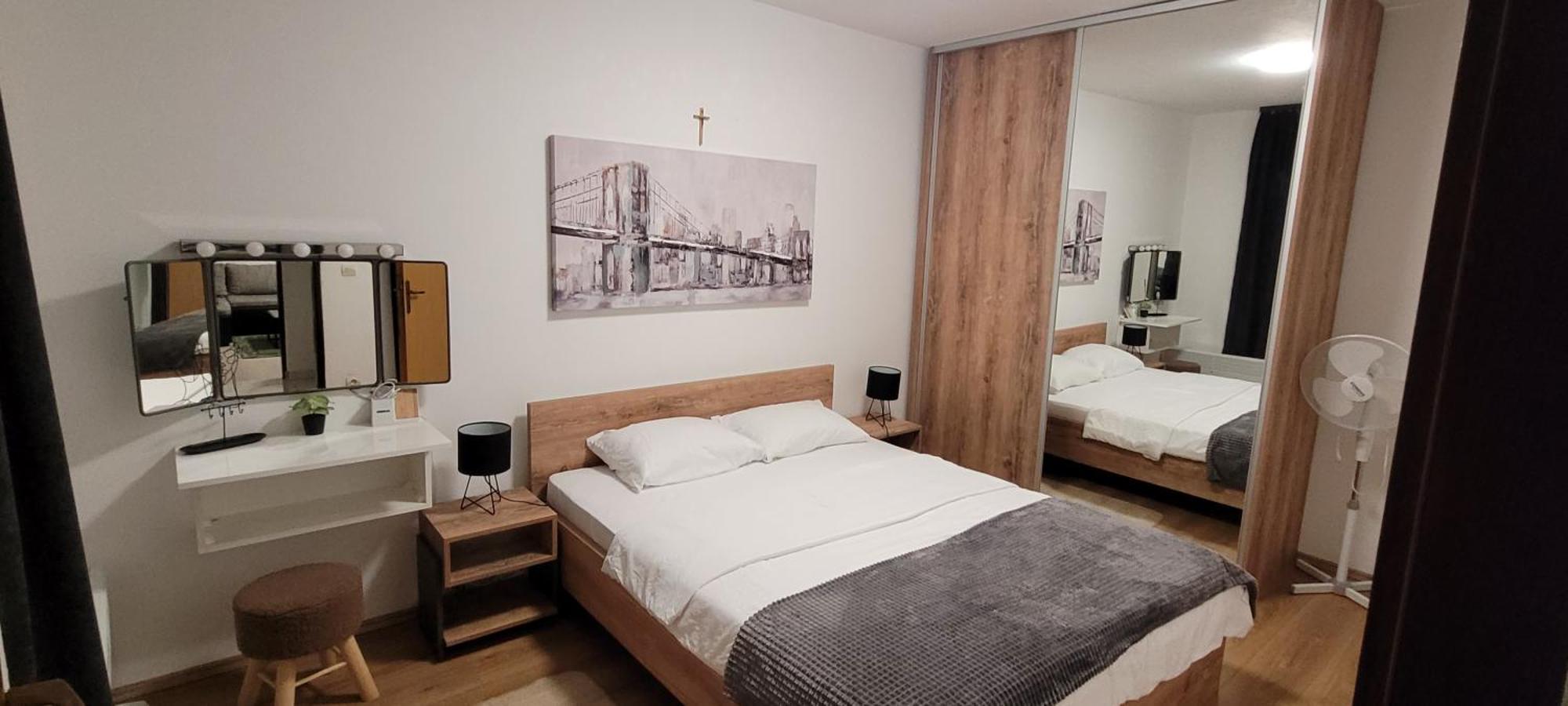 Kod Dide - Entry With Pin 0-24H Apartment Slavonski Brod Bagian luar foto